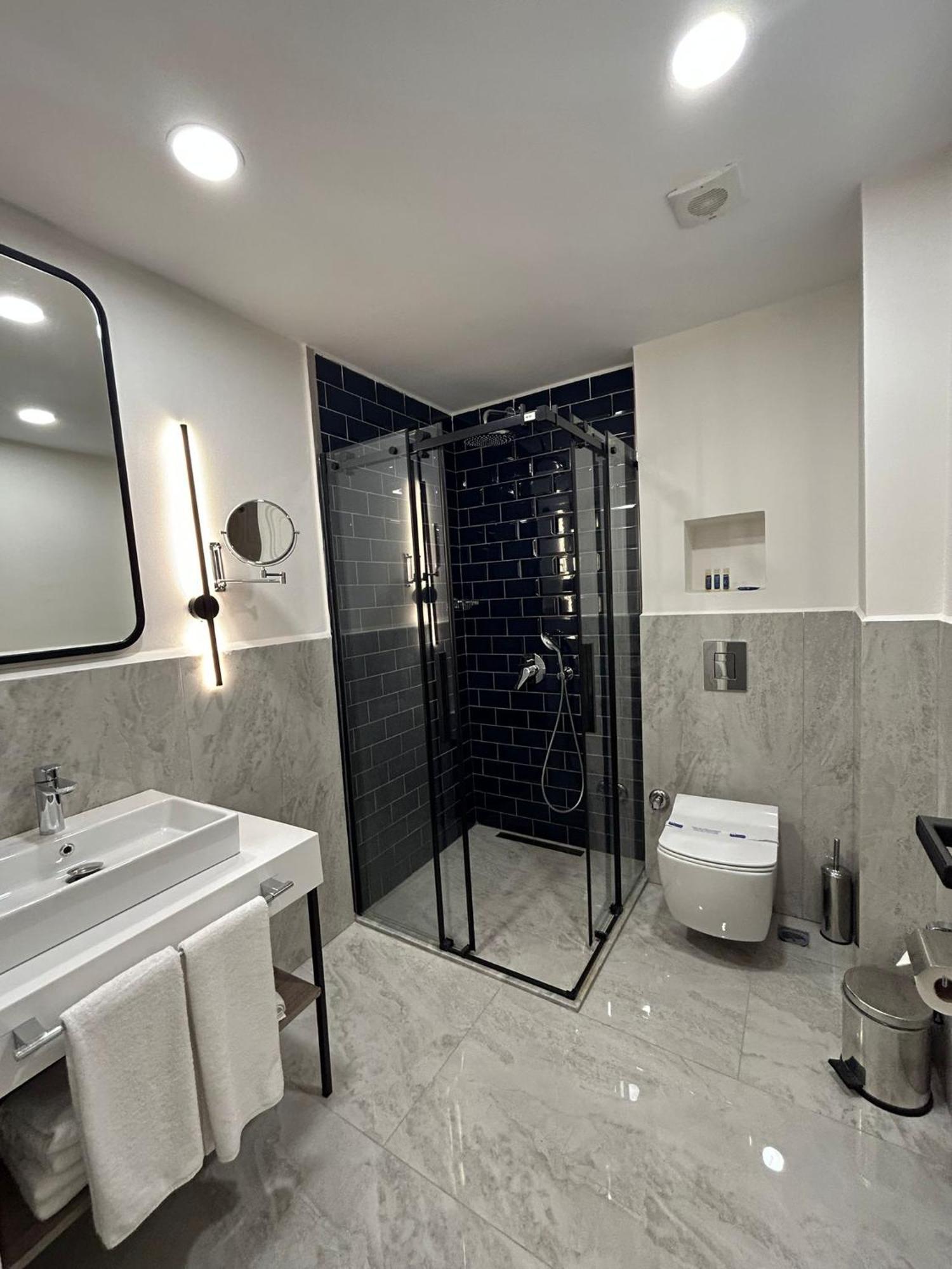 Prime Bosphorus Hotel Истанбул Екстериор снимка